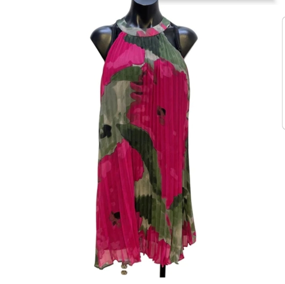 Trina Turk Pleated Dresses, Size Small - Picture 1 of 11